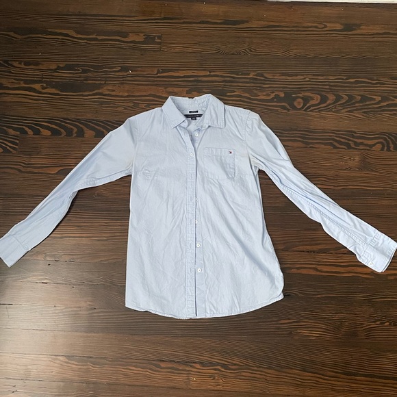 Tommy Hilfiger Button Down - Picture 2 of 5